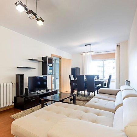 2Br Flat By Metro W/ Free Parking By Lovelystay Vila Nova de Gaia Zewnętrze zdjęcie