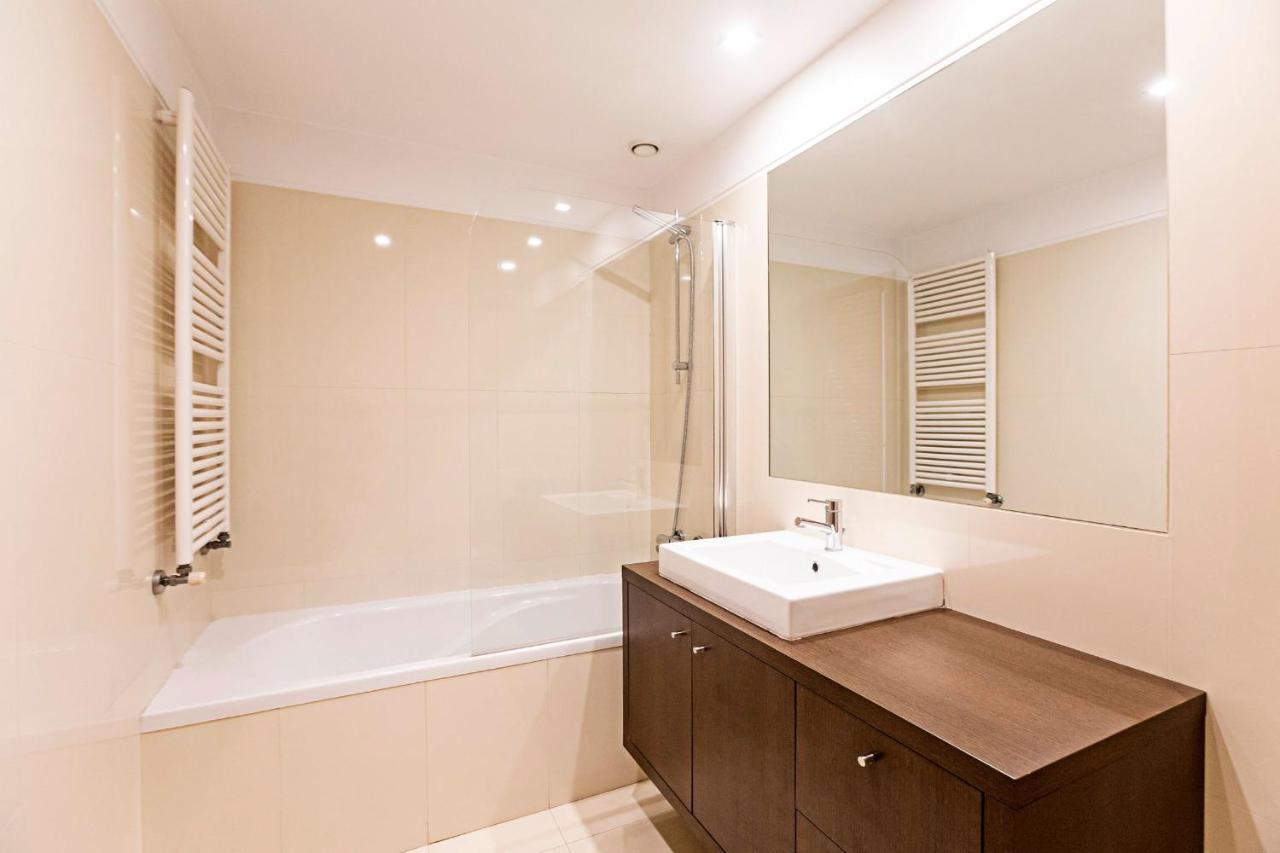 2Br Flat By Metro W/ Free Parking By Lovelystay Vila Nova de Gaia Zewnętrze zdjęcie